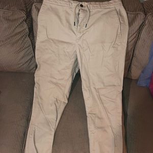 Mens Patagonia Twill Traveler Pants, Size- Large. These pants are lightly worn.